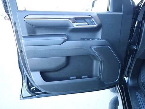 Used 2023 Chevrolet Silverado 1500 RST w/ Z71 Off-Road Package image 21