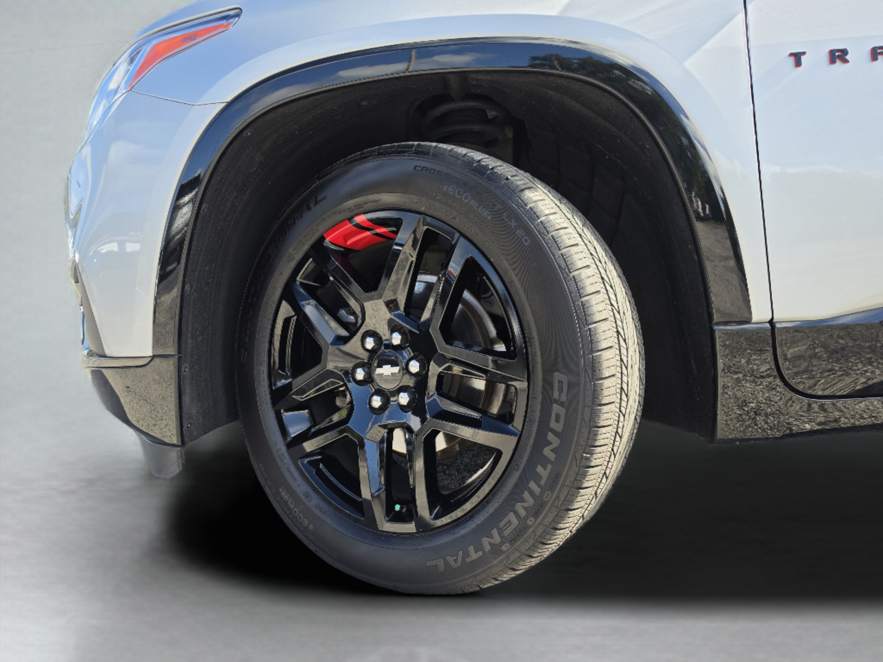 Used 2020 Chevrolet Traverse Premier w/ Redline Edition FWD image 42