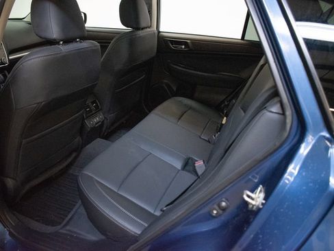 Used 2019 Subaru Outback 2.5i Limited w/ Popular Package #2 AWD/4WD image 23