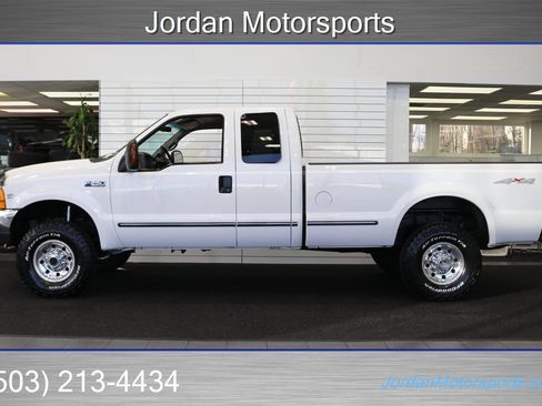 Used 1999 Ford F250 XLT image 4