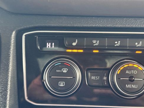 Used 2019 Volkswagen Atlas SEL image 30