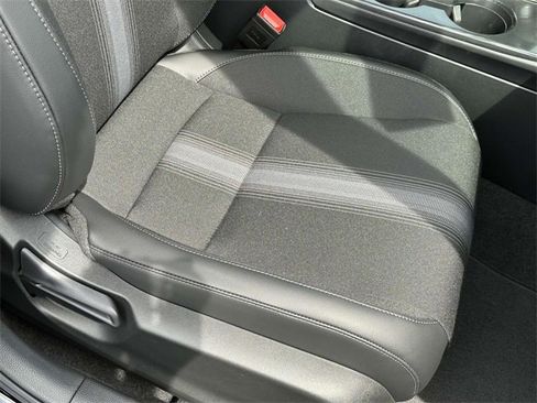 Used 2025 Honda Civic Sport image 8