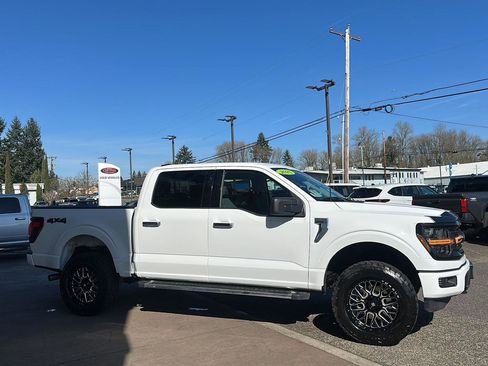 Used 2025 Ford F150 XLT w/ Equipment Group 301A Standard image 4