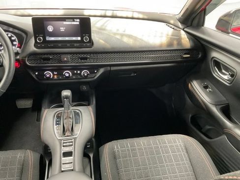 Certified 2024 Honda HR-V Sport image 14