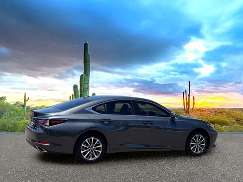 Used 2025 Lexus ES 350 FWD image 5