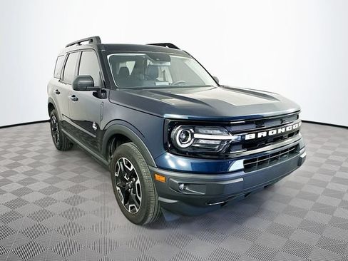 Certified 2022 Ford Bronco Sport Outer Banks w/ Tech Package AWD/4WD image 4
