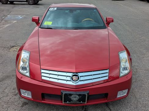 Used 2004 Cadillac XLR RWD image 3