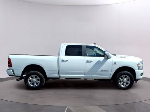 Used 2024 RAM 2500 Laramie AWD/4WD image 6