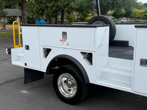 Used 2012 Ford F550 2WD Regular Cab Super Duty w/ Payload Upgrade Pkg image 20
