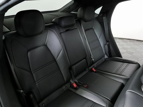 New 2026 Porsche Cayenne S image 21