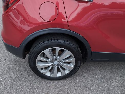 Used 2019 Buick Encore Preferred FWD image 4