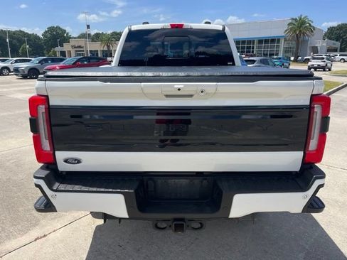 Used 2025 Ford F350 Platinum AWD/4WD image 6