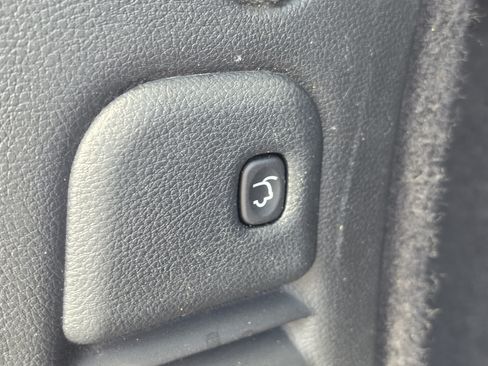 Used 2023 Dodge Durango R/T RWD image 16