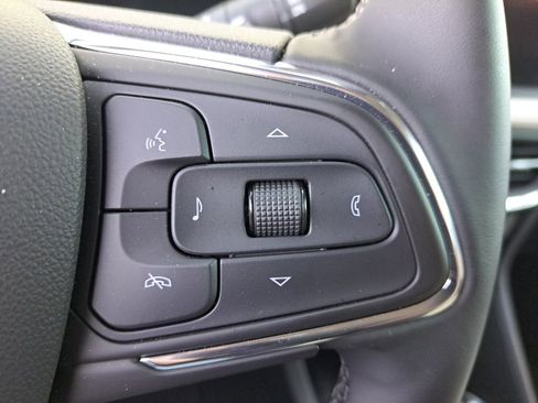 Certified 2025 Buick Encore GX Sport Touring w/ Advanced Technology Package image 34