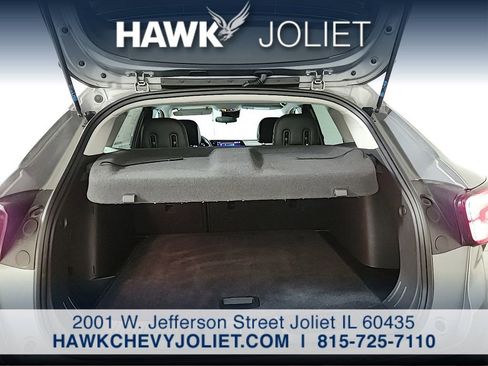 Used 2025 Chevrolet Trax LT w/ LT Convenience Package FWD image 22
