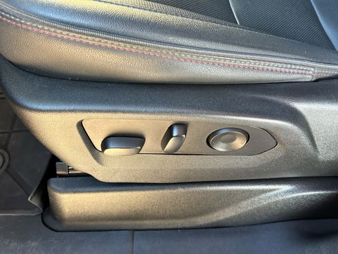 Certified 2022 Chevrolet Suburban RST image 11