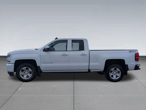 Used 2018 Chevrolet Silverado 1500 LT w/ All Star Edition AWD/4WD image 2