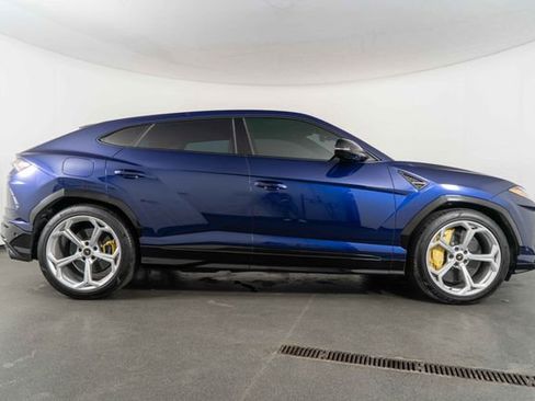 Used 2019 Lamborghini Urus image 9