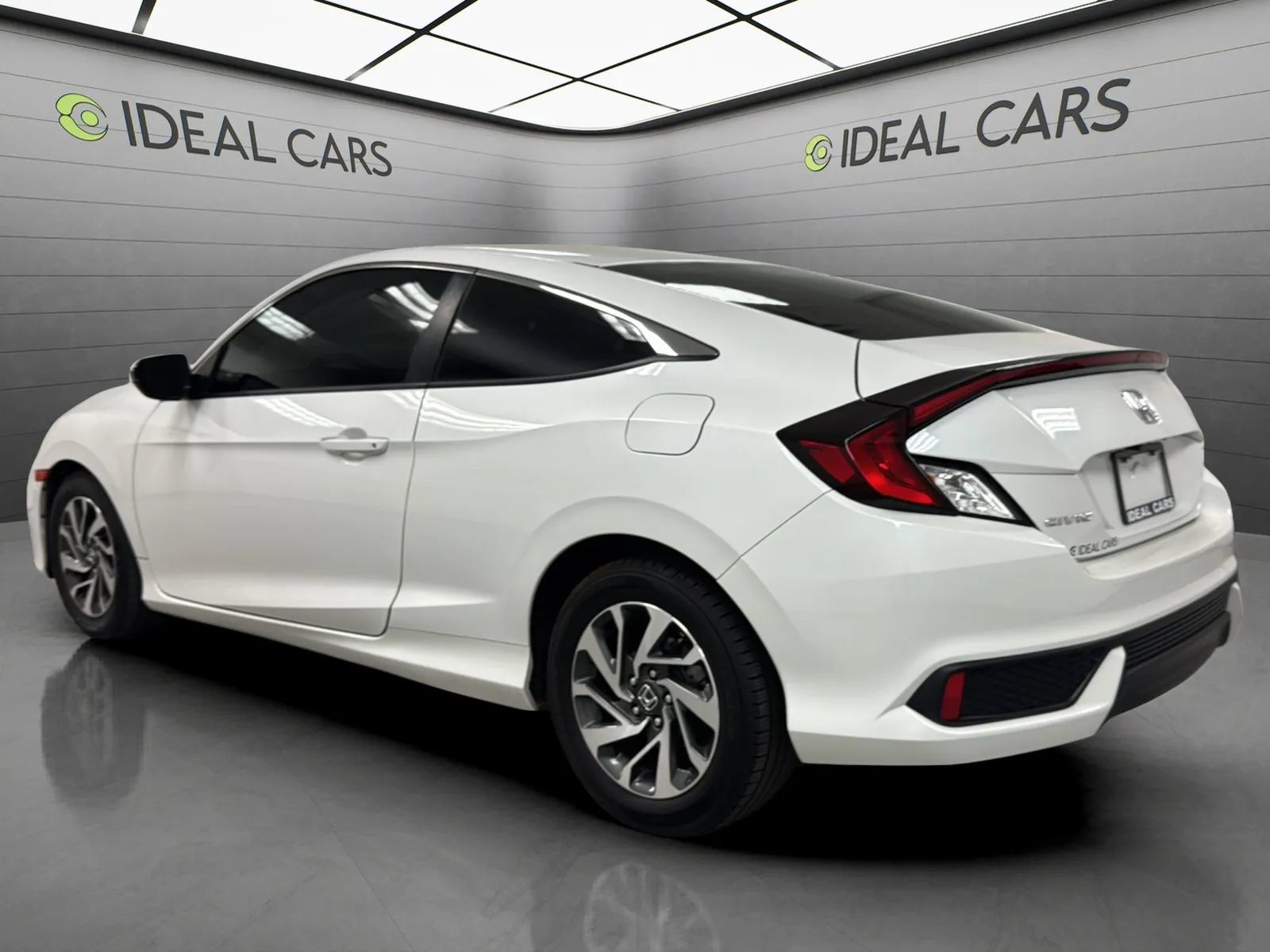Used 2019 Honda Civic LX image 5