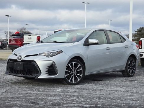 Used 2017 Toyota Corolla L image 2