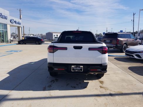 New 2026 Hyundai Santa Cruz SEL FWD image 6