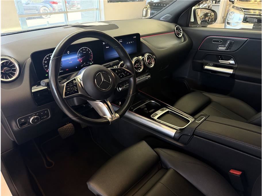 Used 2025 Mercedes-Benz GLA 250 4MATIC image 22