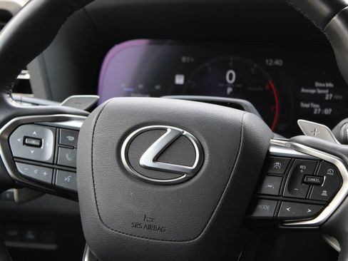 Used 2024 Lexus GX 550 w/ Accessory Package (Z1) AWD/4WD image 8