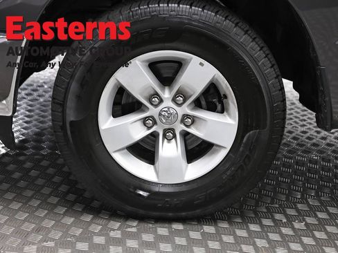 Used 2024 RAM 1500 Classic SLT AWD/4WD image 29