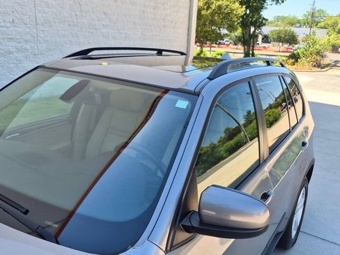 Used 2009 BMW X5 xDrive30i w/ Premium Pkg AWD/4WD image 14