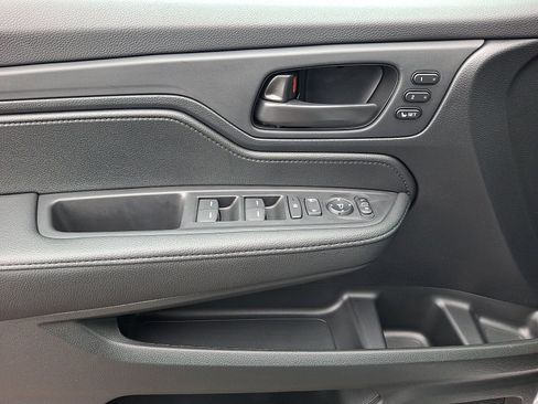 Used 2026 Honda Odyssey EX-L image 13