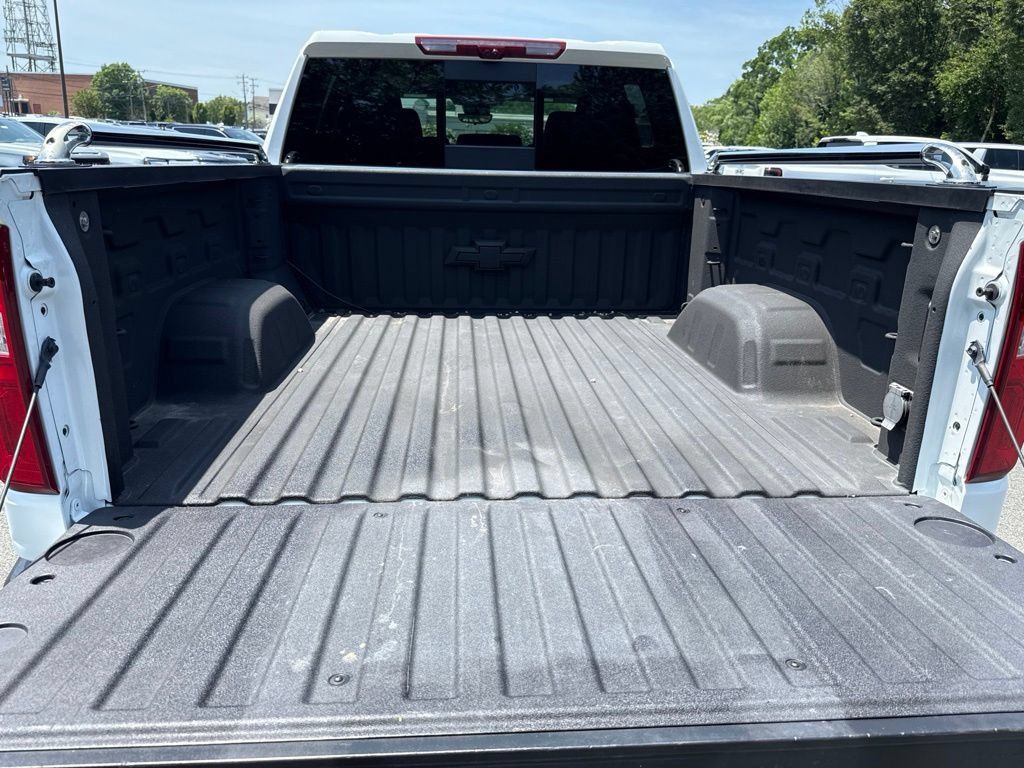 Used 2025 Chevrolet Silverado 1500 LTZ w/ LTZ Premium Package AWD/4WD image 50