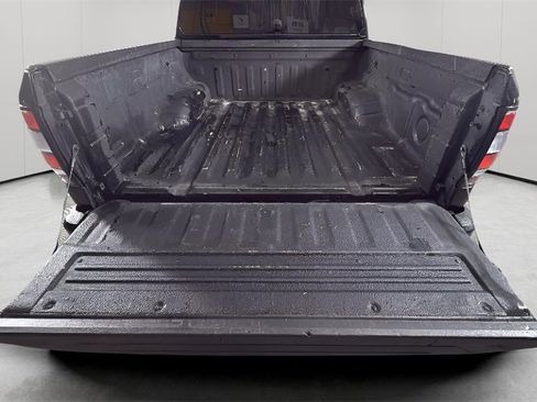 Used 2022 Nissan Frontier SV image 28