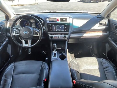 Used 2017 Subaru Outback 2.5i Limited image 13