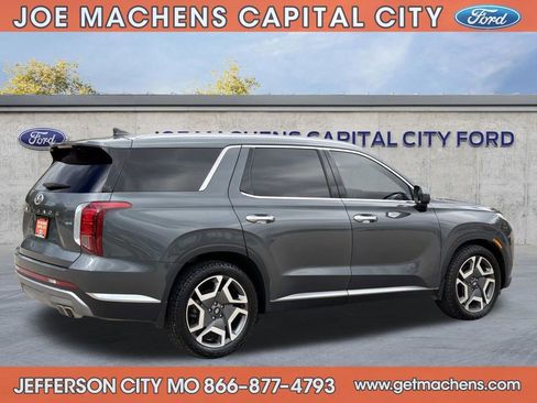 Used 2023 Hyundai Palisade Limited image 5