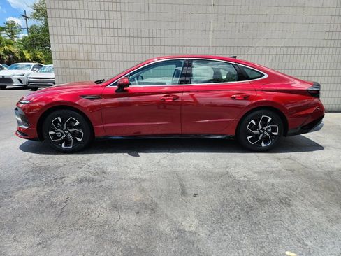 Used 2025 Hyundai Sonata SEL image 2