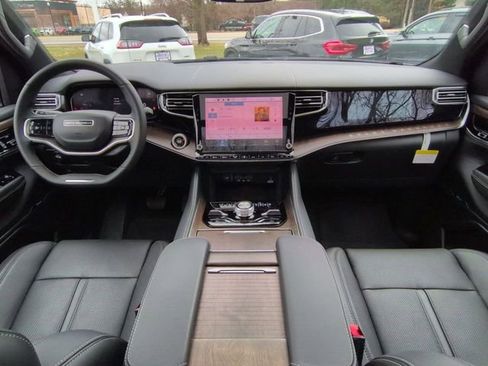 Used 2023 Jeep Grand Wagoneer L 4WD image 24