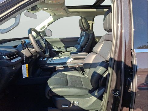 New 2026 Lincoln Navigator L Reserve image 15