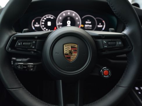 Certified 2025 Porsche 911 Carrera GTS RWD image 16