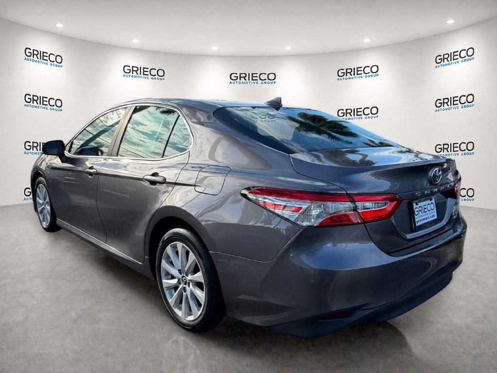Used 2019 Toyota Camry LE FWD image 5