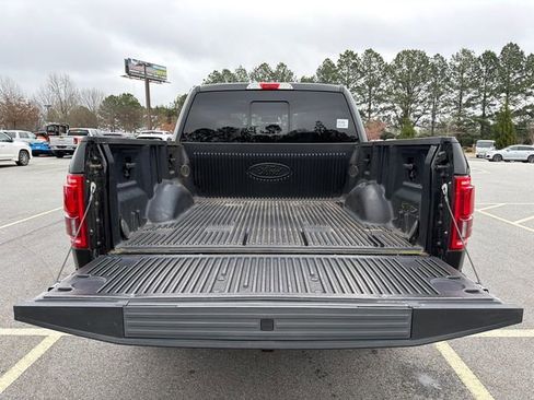 Used 2017 Ford F150 Lariat image 18