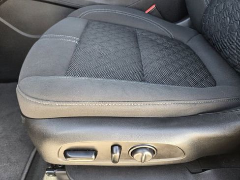 Used 2021 Chevrolet Blazer LT image 24