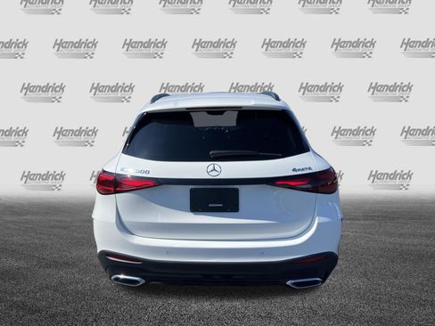 Certified 2025 Mercedes-Benz GLC 300 4MATIC image 9