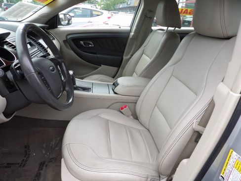Used 2012 Ford Taurus SEL FWD image 8