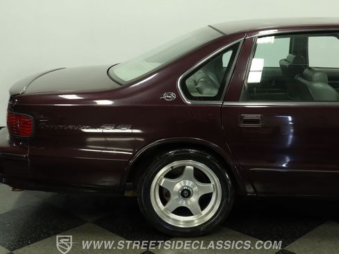 Used 1996 Chevrolet Impala SS RWD image 28