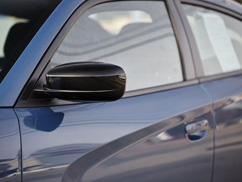 Used 2023 Dodge Charger SXT image 2