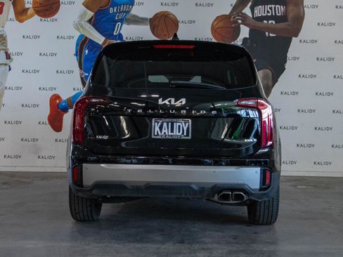 Used 2025 Kia Telluride S AWD/4WD image 24