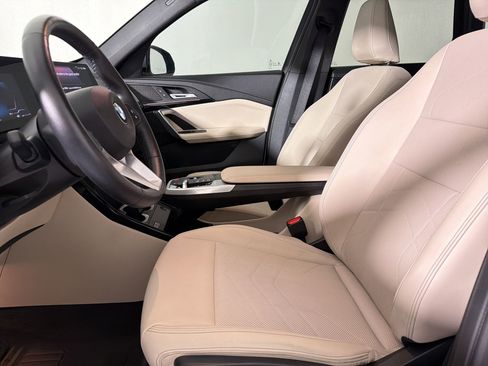 Certified 2023 BMW X1 xDrive28i w/ Convenience Package AWD/4WD image 4