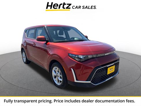 Used 2024 Kia Soul LX w/ Option Group 015 FWD image 1