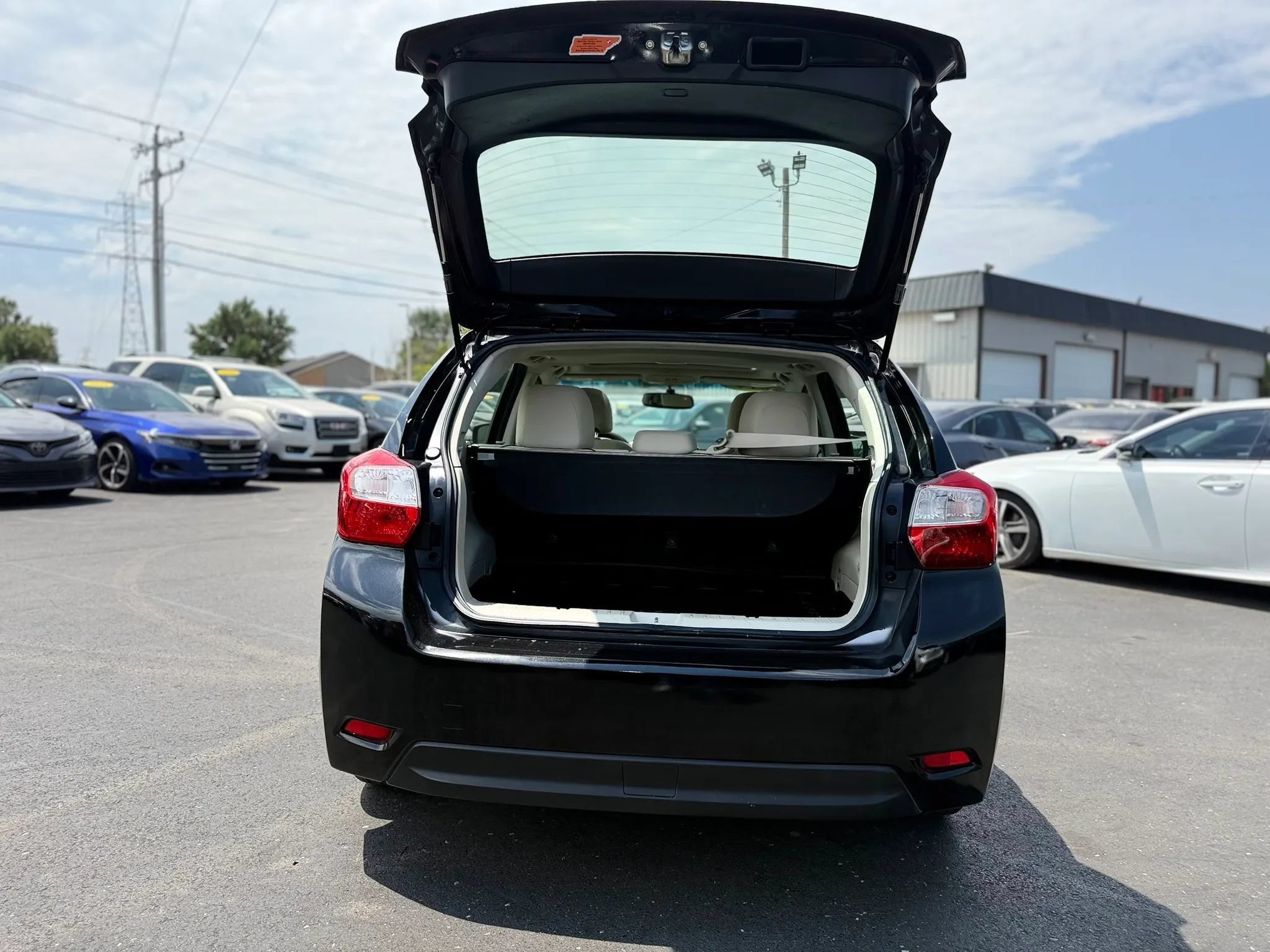 Used 2014 Subaru Impreza 2.0i Premium AWD/4WD image 33
