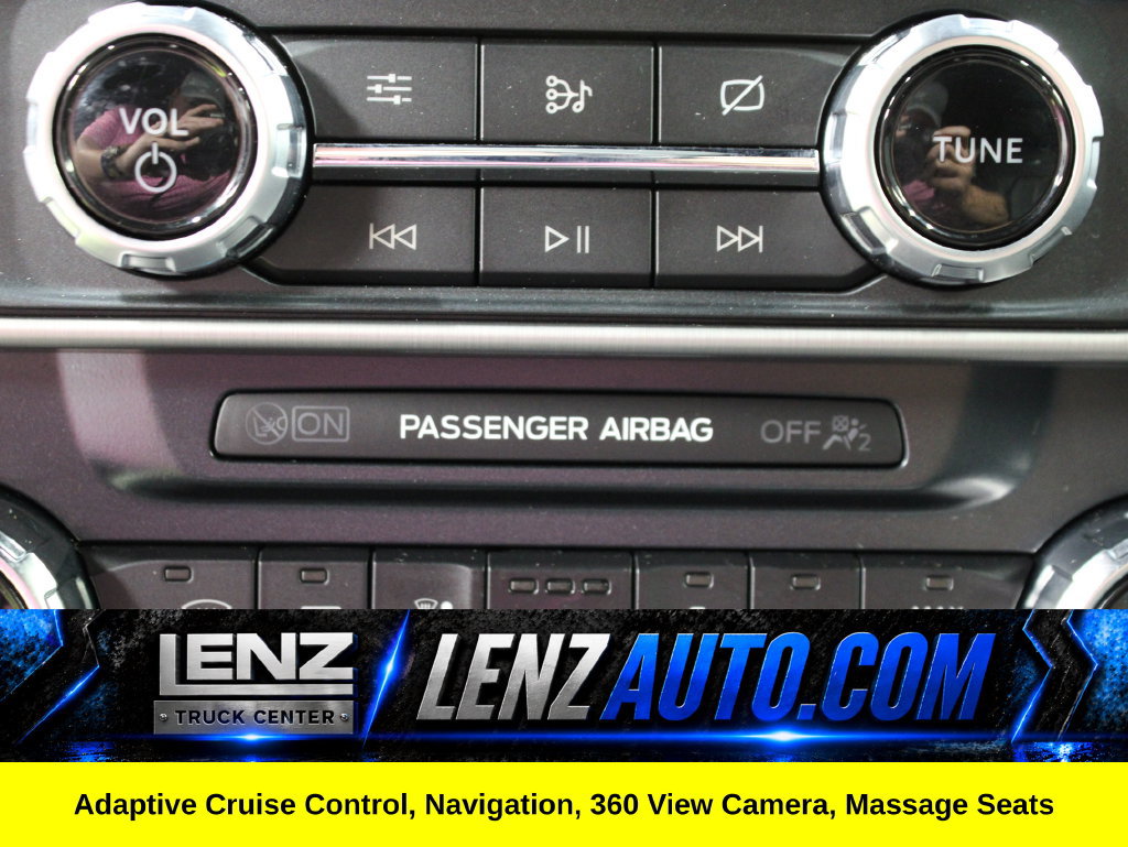 Used 2022 Ford F250 Platinum w/ FX4 Off-Road Package AWD/4WD image 73